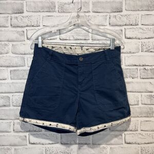 The North Face Blue/Green Cuffed Chino Shorts Size 4